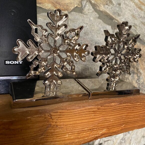 Silver Snowflake Stocking Holder With Blue Accents - Set 0f 2 - Picture 5 of 6